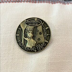 Disneyland Paris Ratatouille Collectible Pin